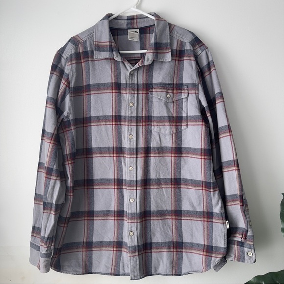 The north face plaid button down shirt - Picture 1 of 11